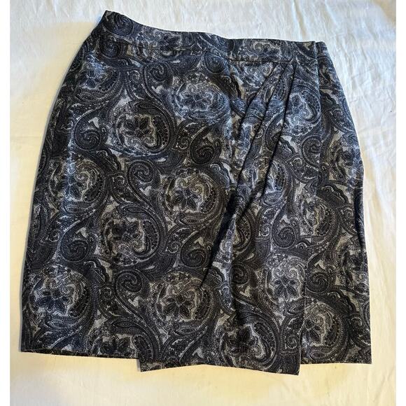 Talbots Petite Black pencil Gray Paisley Floral Wrap Skirt Size 4p Wool Blend - Picture 2 of 8